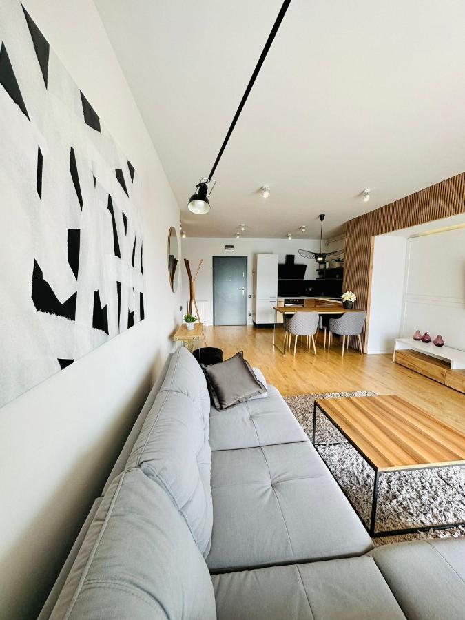 Kharisma Apartment-Free Parking-Ultracentral Cluj-Napoca Exterior foto